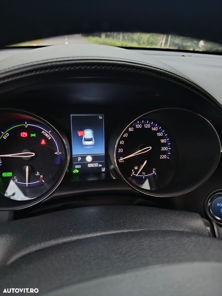 Toyota C-HR - 5