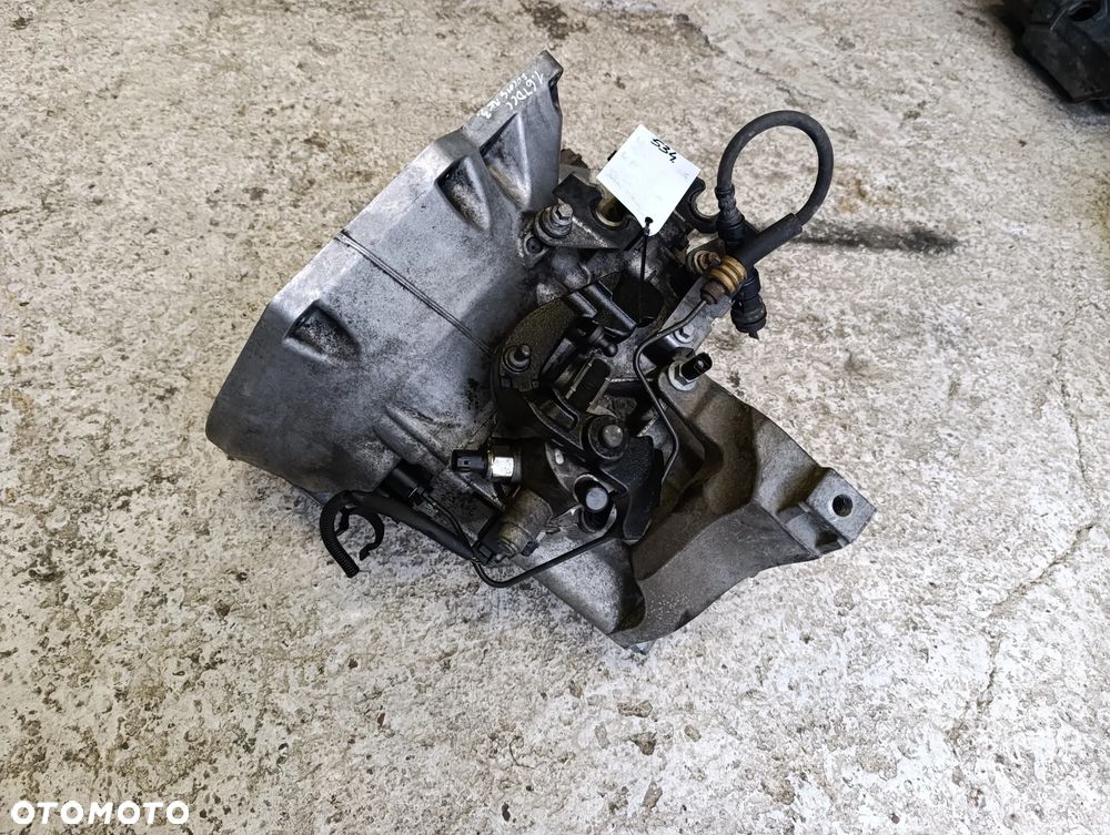 SKRZYNIA BIEGÓW FOCUS MK3 C-MAX 1.6 TDCI AV6R7002KJ - 1