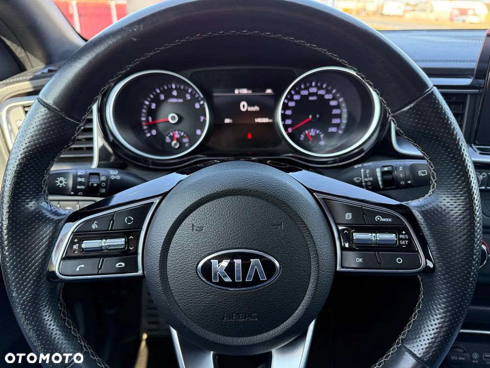 Kia ProCeed 1.4 T-GDI OPF GT LINE - 11