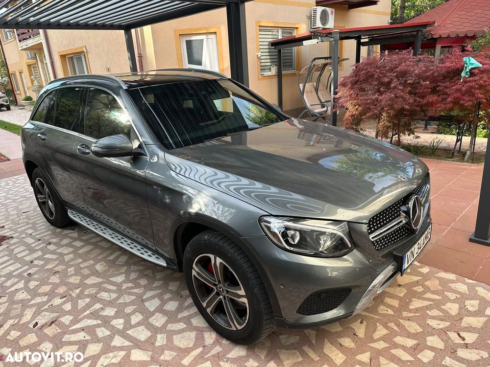 Mercedes-Benz GLC - 4