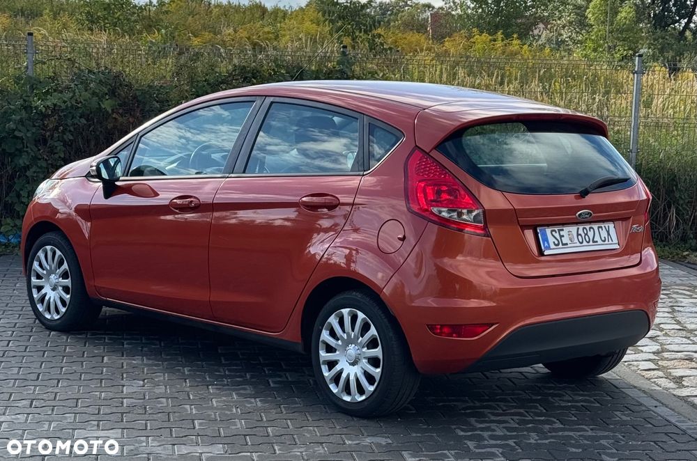 Ford Fiesta - 16