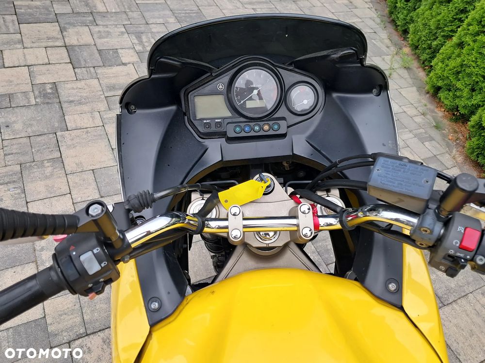 Yamaha TDM - 8