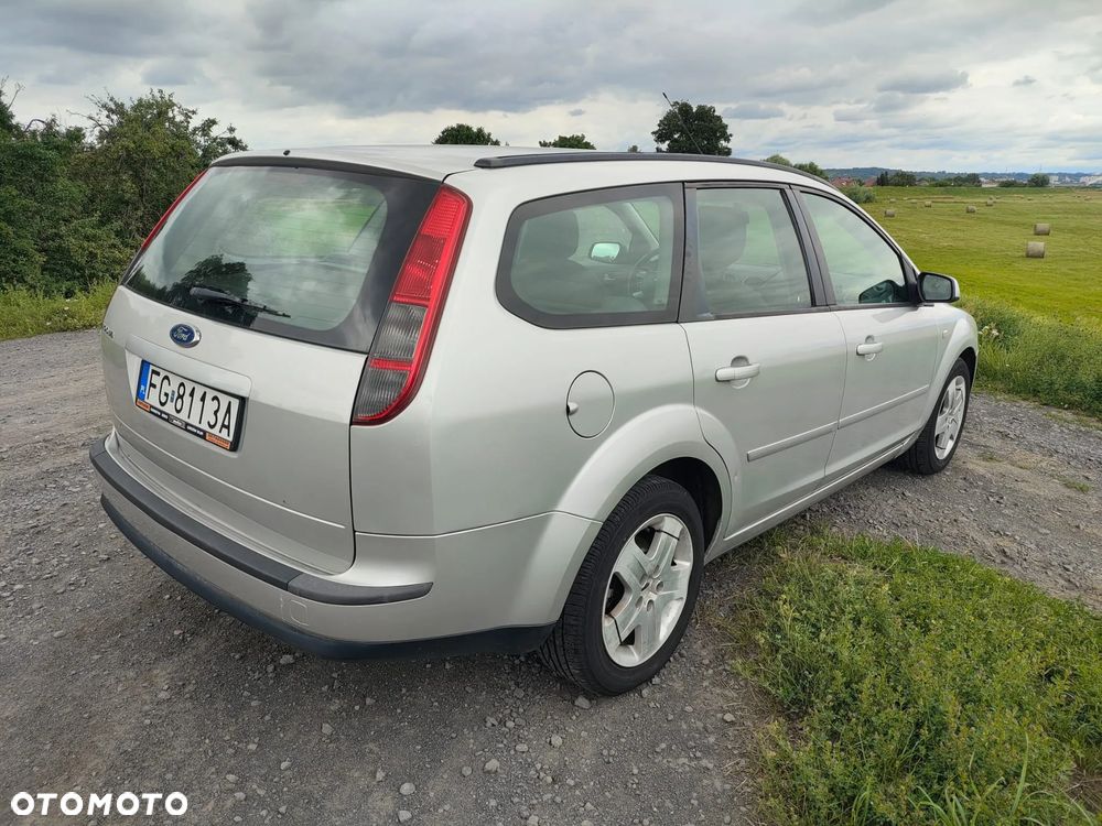 Ford Focus 1.6 TDCi Trend - 4