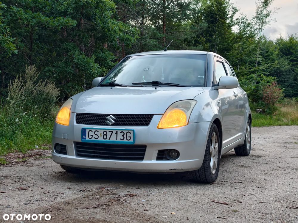 Suzuki Swift 1.3 DDiS Club - 5