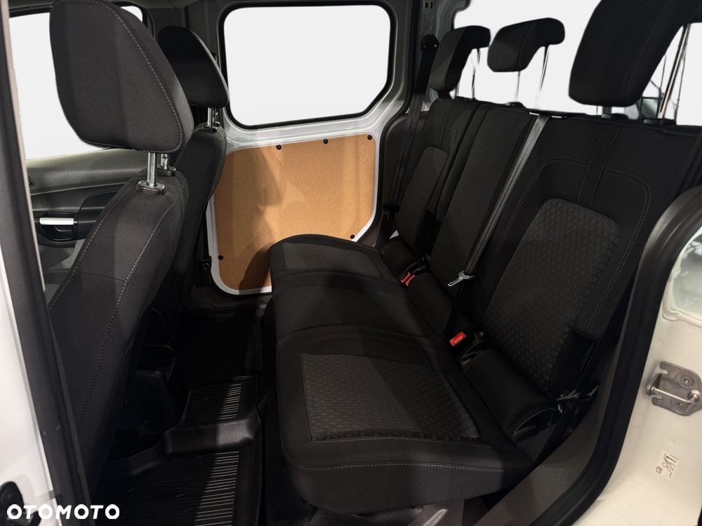 Ford Transit Connect - 12