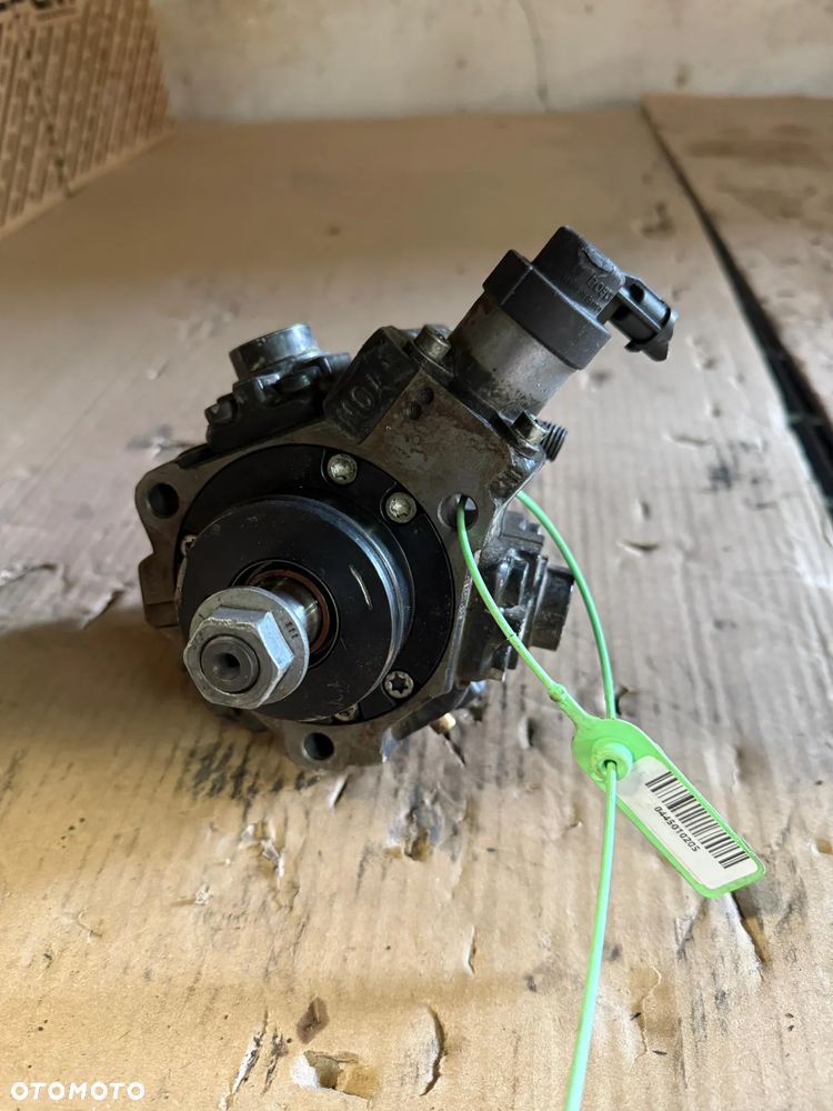 Pompa wtryskowa 0445010205, 8200950493 Nissan Opel Renault - 1