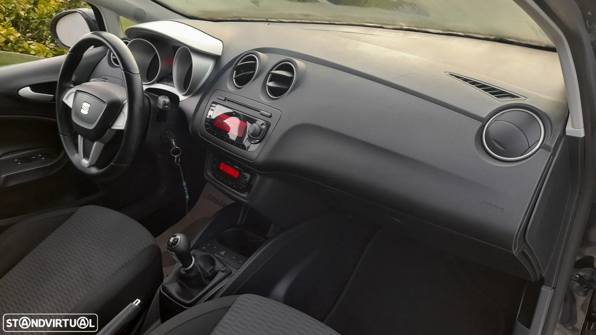 SEAT Ibiza 1.2 TSi 25 Anos - 42