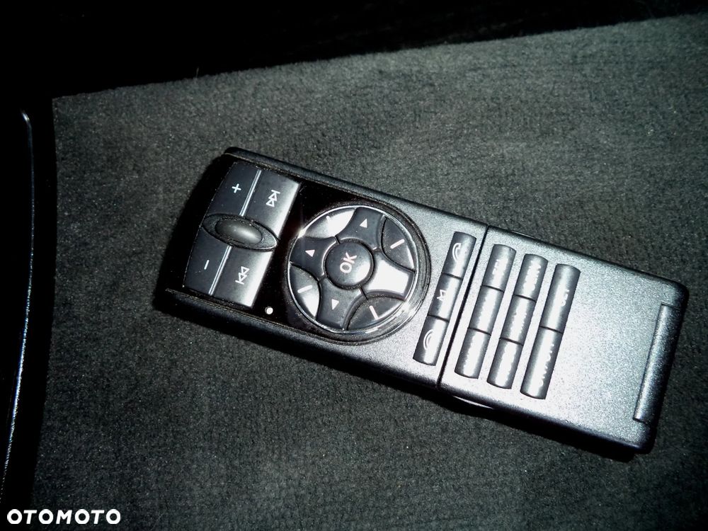 Mercedes-Benz Klasa E 280 CDI 4-Matic T Avantgarde - 38