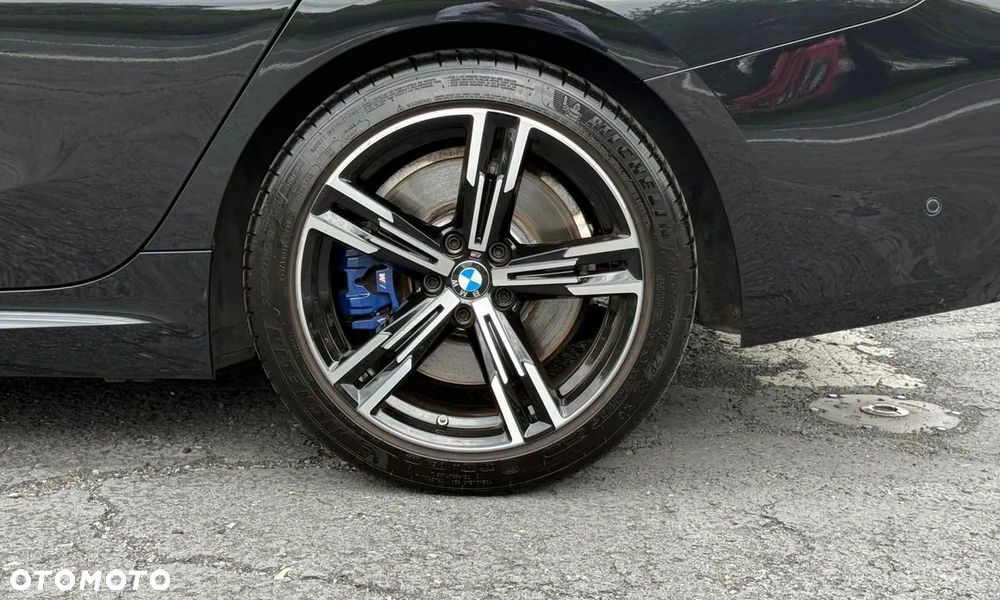 BMW Seria 3 320i M Sport Edition sport - 8