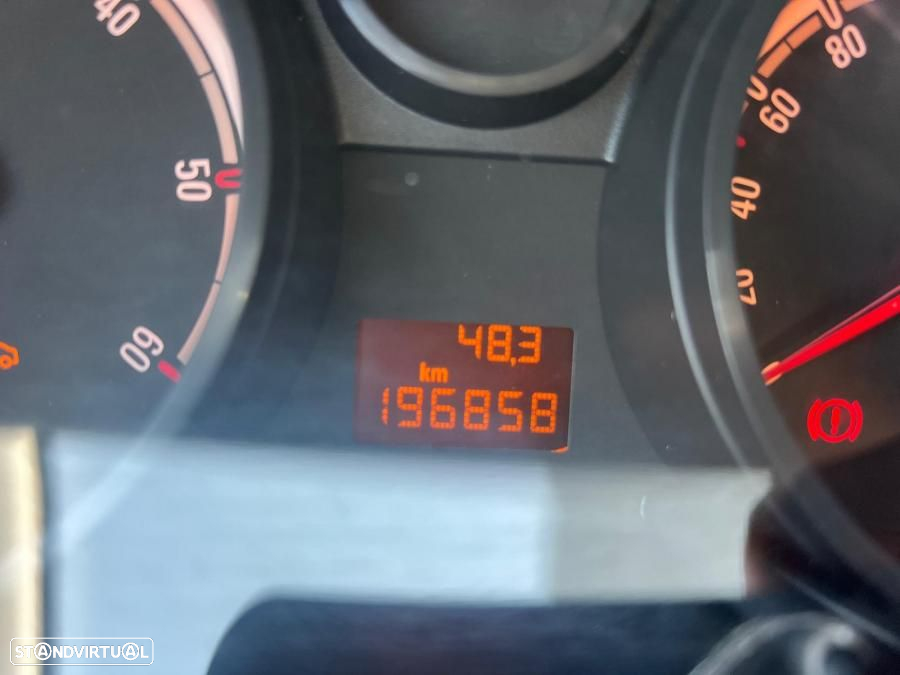 Opel Corsa Van COMERCIAL - 11
