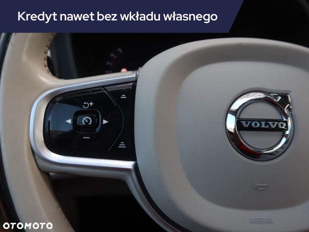 Volvo XC 60 - 19