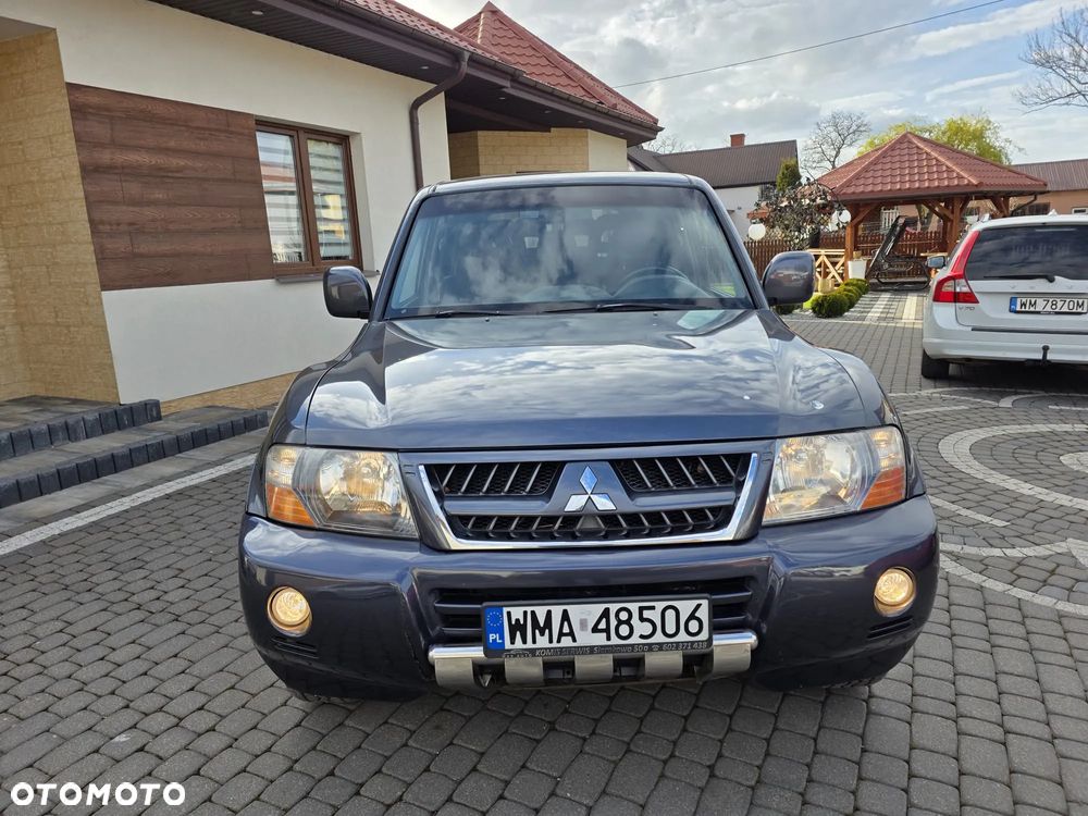 Mitsubishi Pajero 3.2 DID Instyle DAKAR - 9