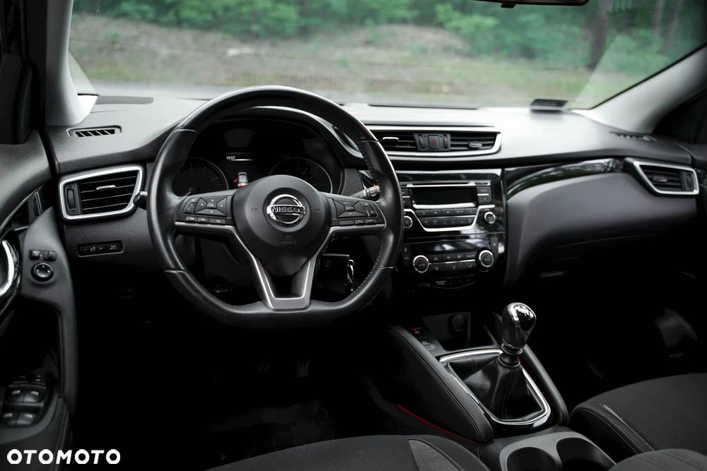 Nissan Qashqai 1.2 DIG-T Acenta EU6 - 18