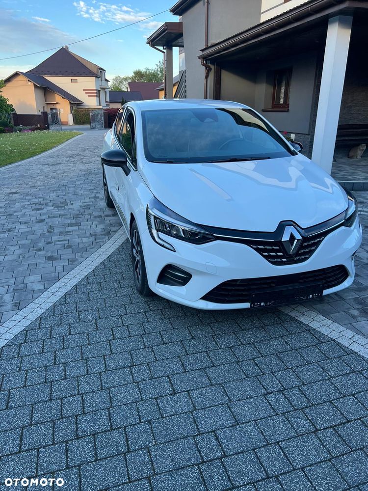 Renault Clio - 1