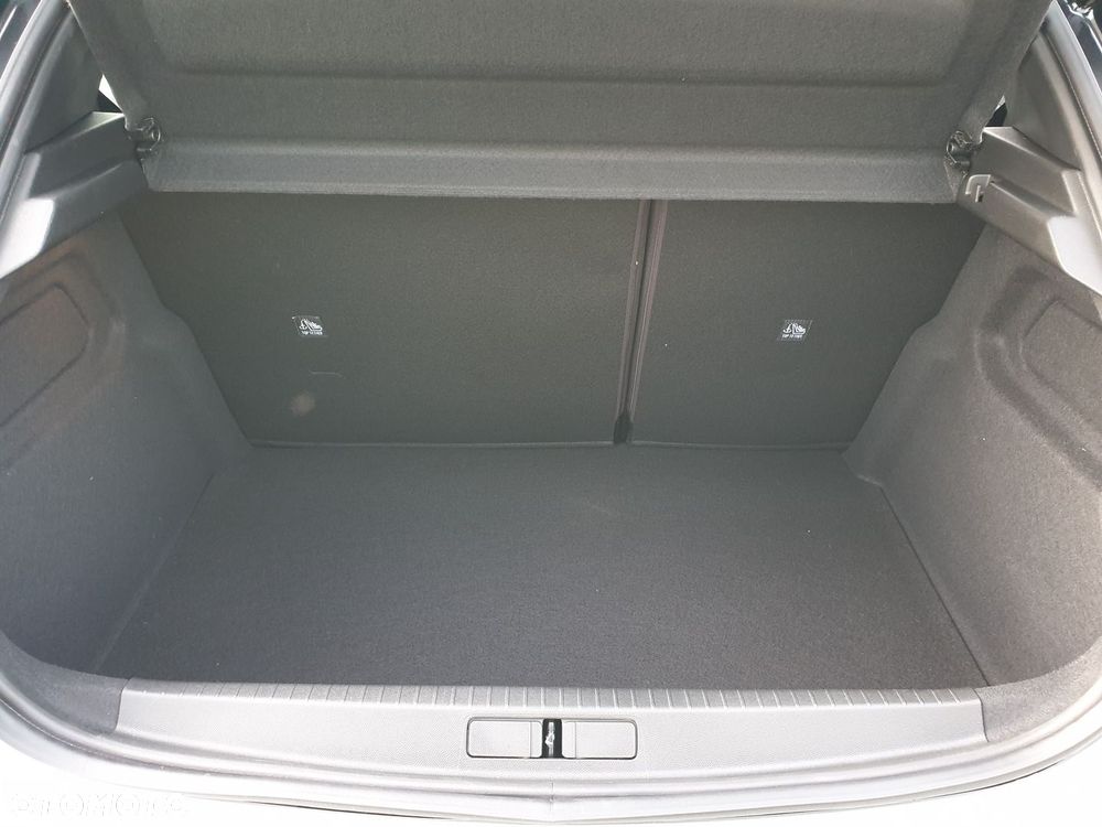 Opel Corsa 1.2 GS S&S - 19