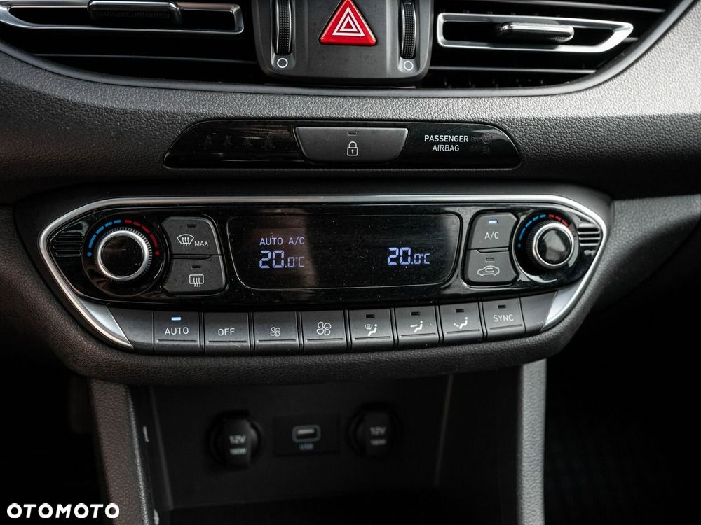 Hyundai i30 1.5 DPI Comfort - 17
