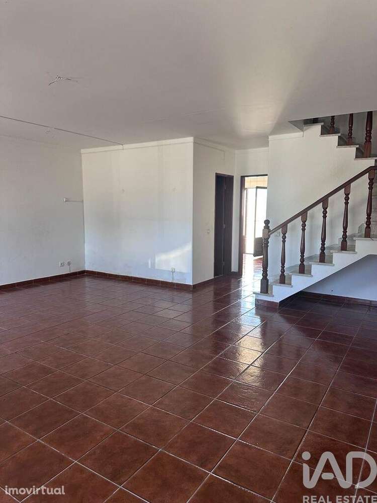 Casa / Villa T3 em Atouguia da Baleia de 138,00 m2 - Grande imagem: 3/30