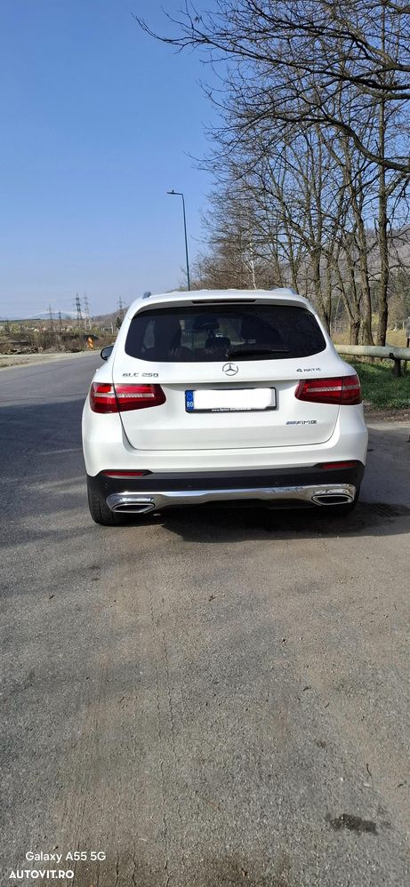 Mercedes-Benz GLC 250 d 4MATIC 9G-TRONIC AMG Line - 3