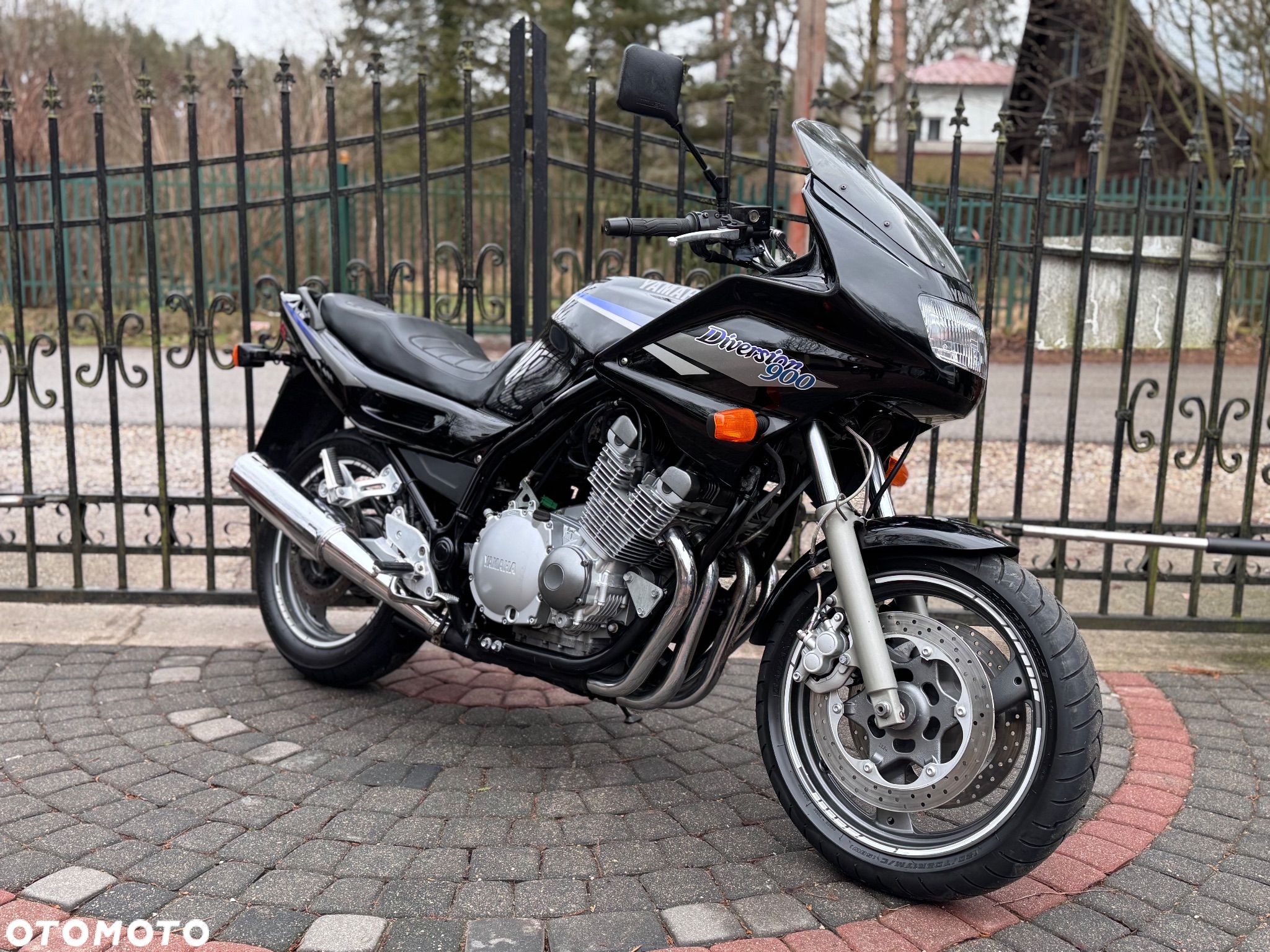 Yamaha XJ - 1