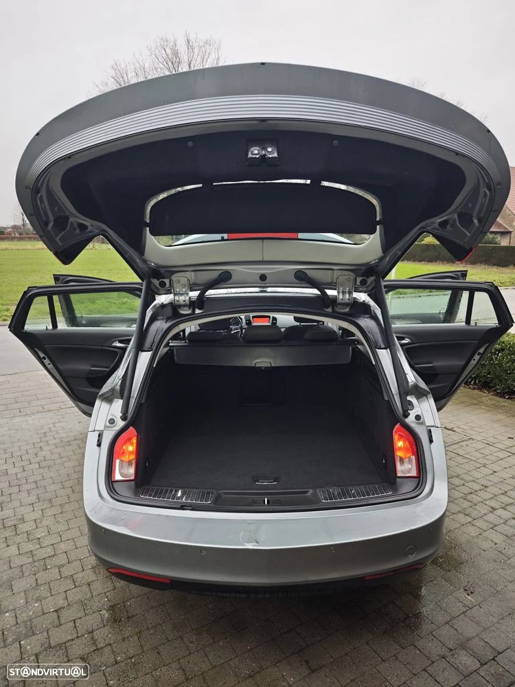 Opel Insignia Sports Tourer 2.0 CDTi Executive S/S - 9