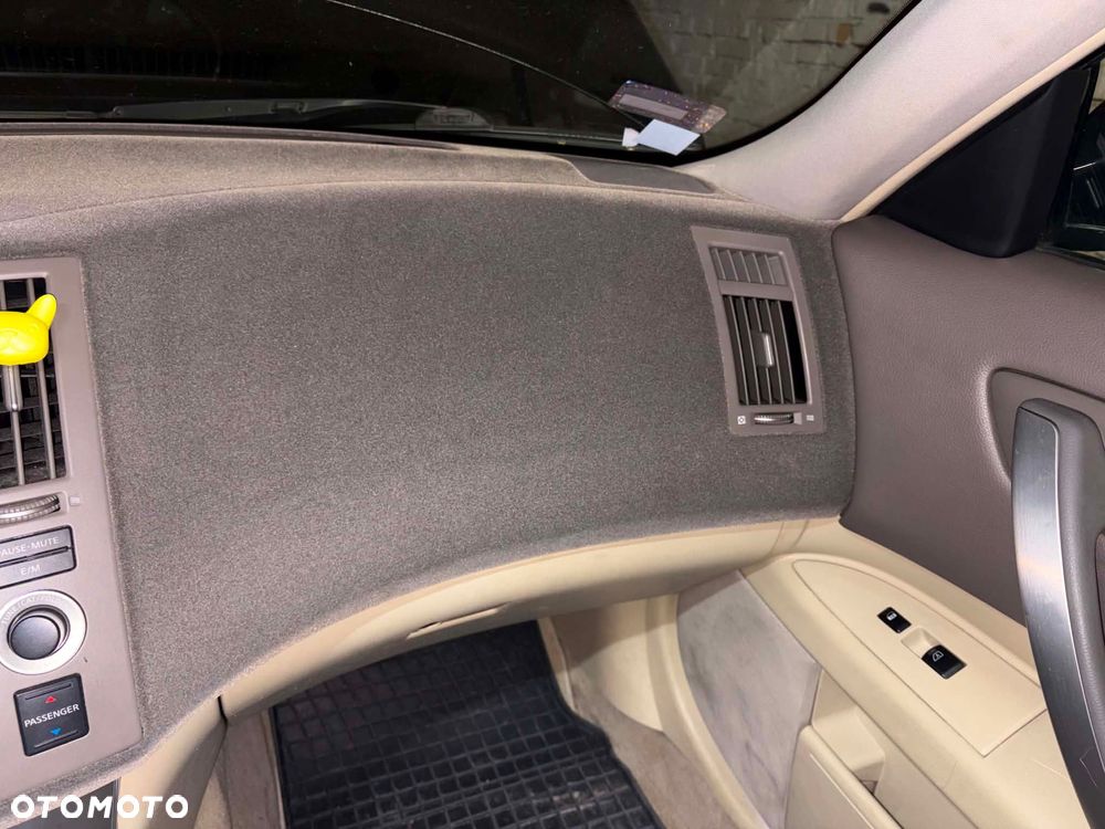 Infiniti FX - 8