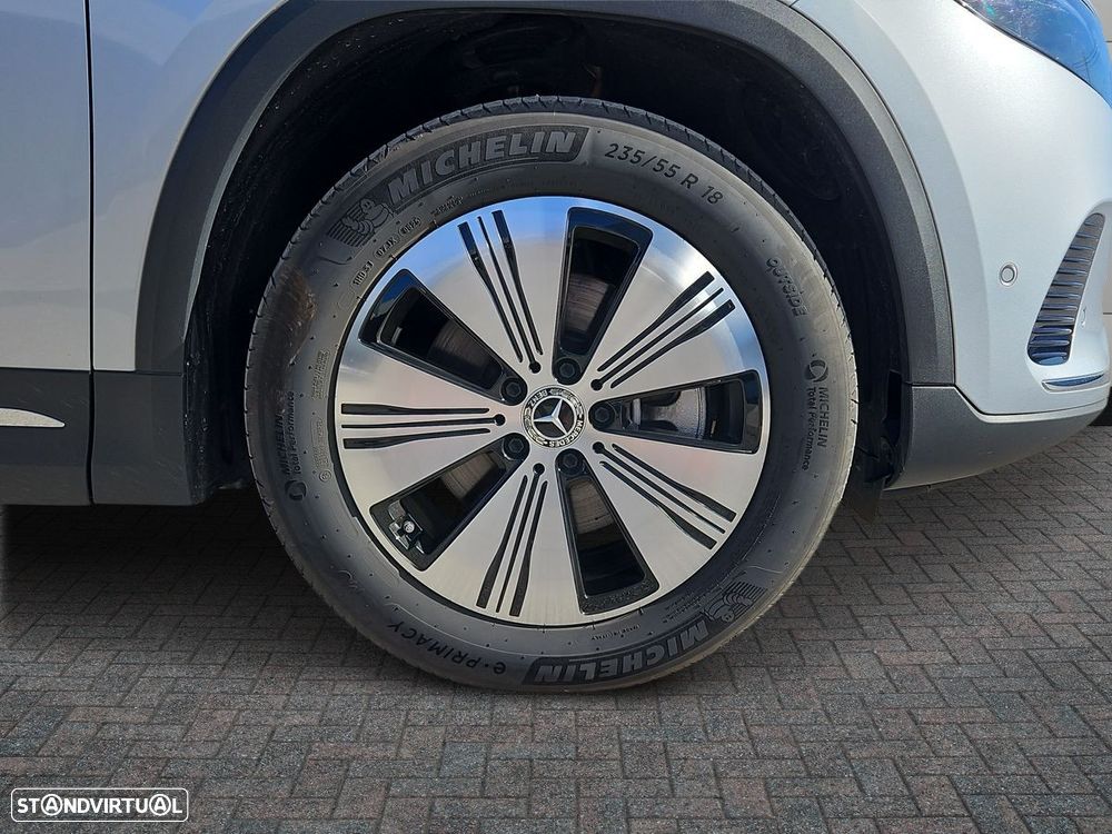 Mercedes-Benz EQA 250+ Progressive - 9