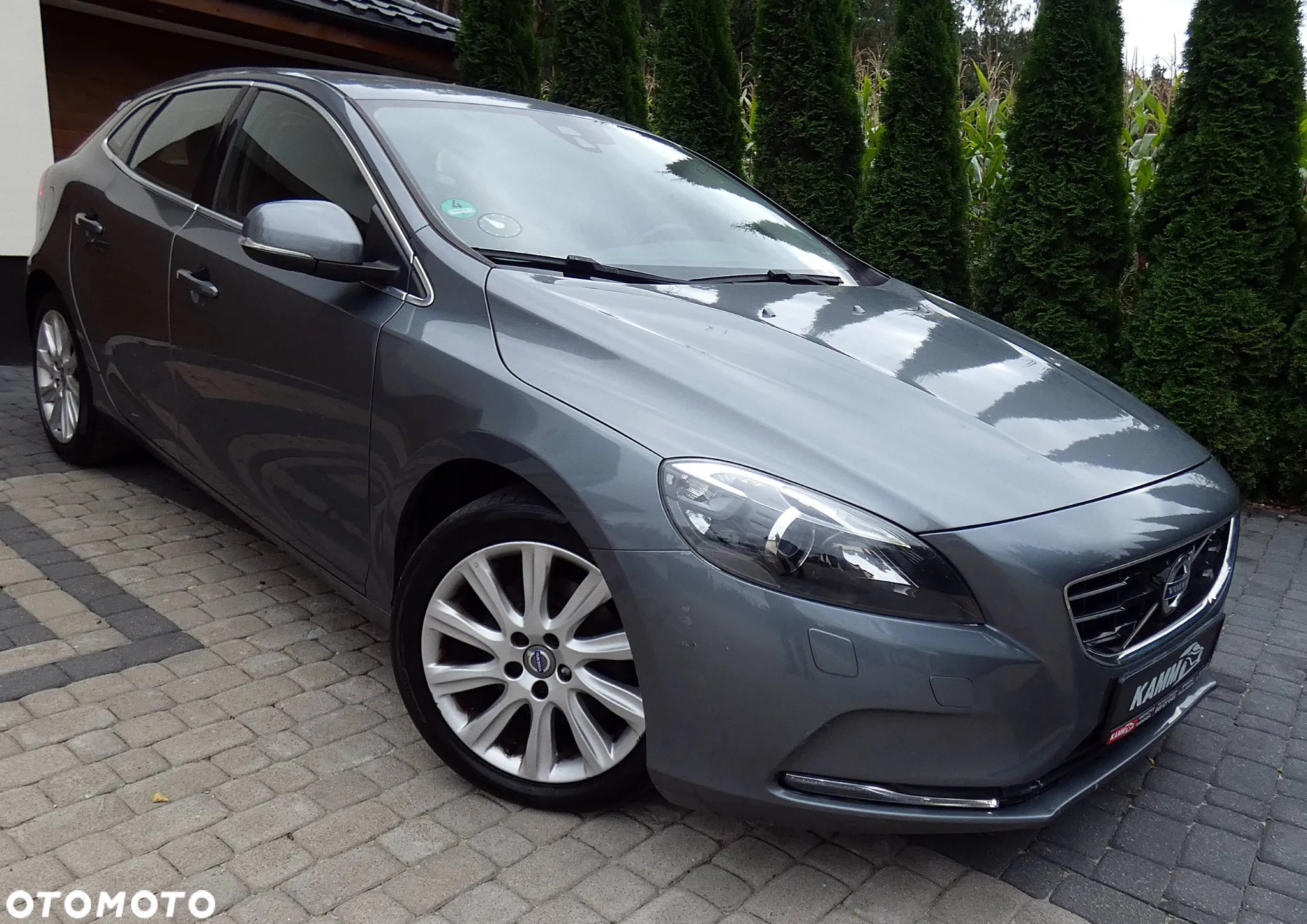 Volvo V40 ver-d2-drive--e-scr-inscription - 2
