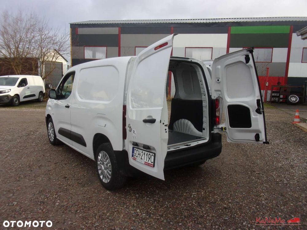 Toyota Proace City - 11