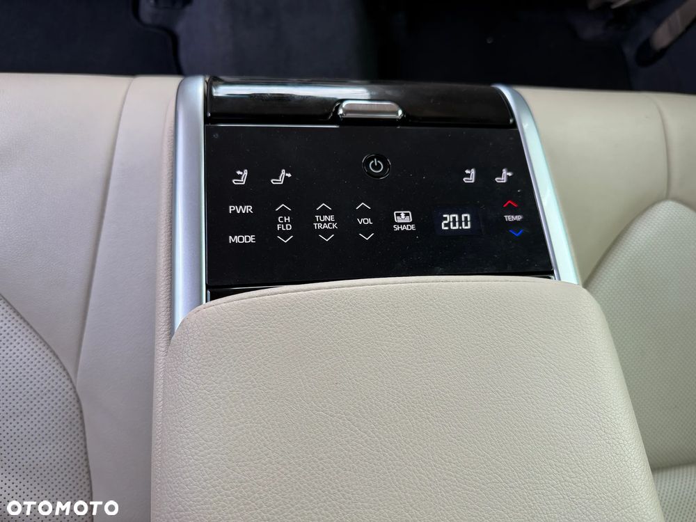 Toyota Camry 2.5 Hybrid Executive CVT - 20