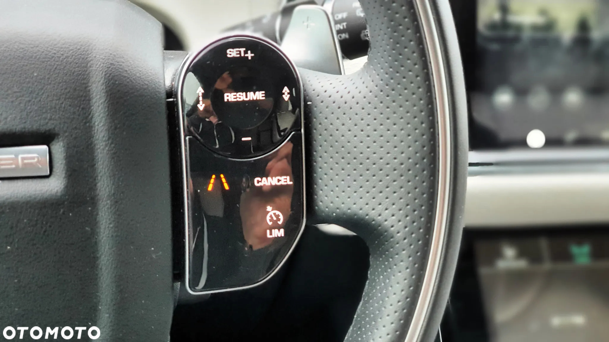 Land Rover Range Rover Velar 2.0 SD4 R-Dynamic SE - 35