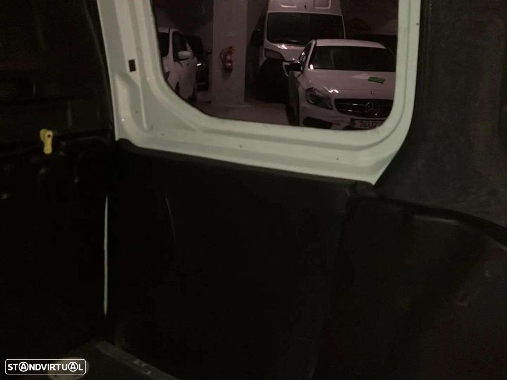 Citroën Berlingo 1.5 BlueHDi EAT8 - 18