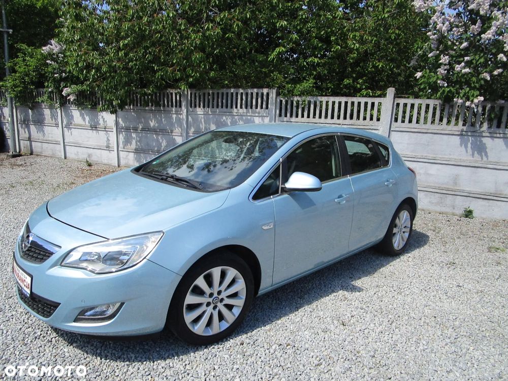 Opel Astra 1.6 Design Edition - 3