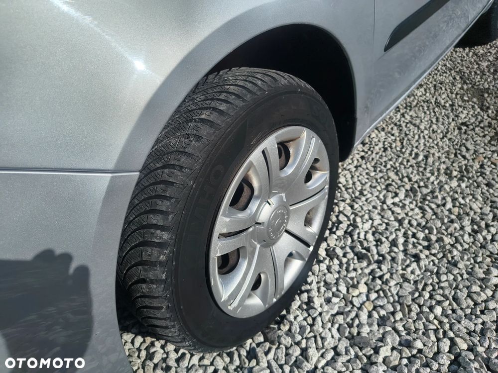 Skoda Fabia 1.2 HTP Elegance - 9