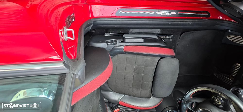 MINI Cabrio Cooper S Auto Desportiva - 32