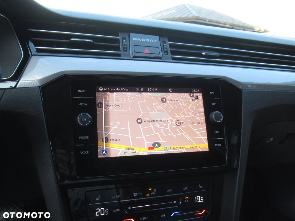 Volkswagen Passat 2.0 TDI EVO Business DSG - 20