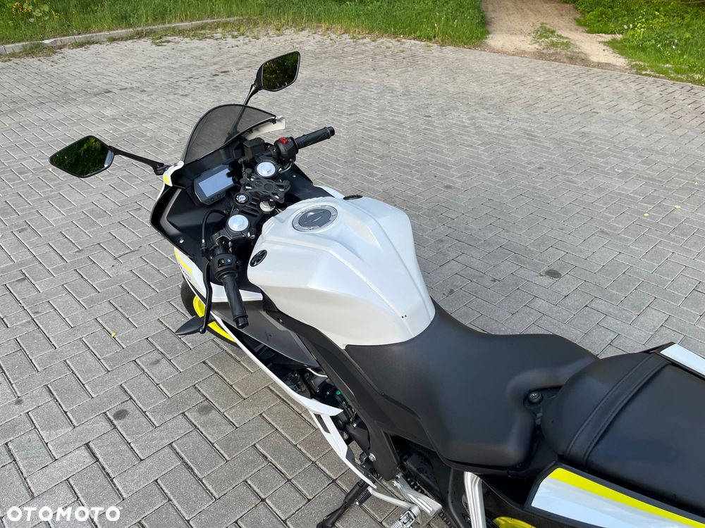 Yamaha R125 - 6