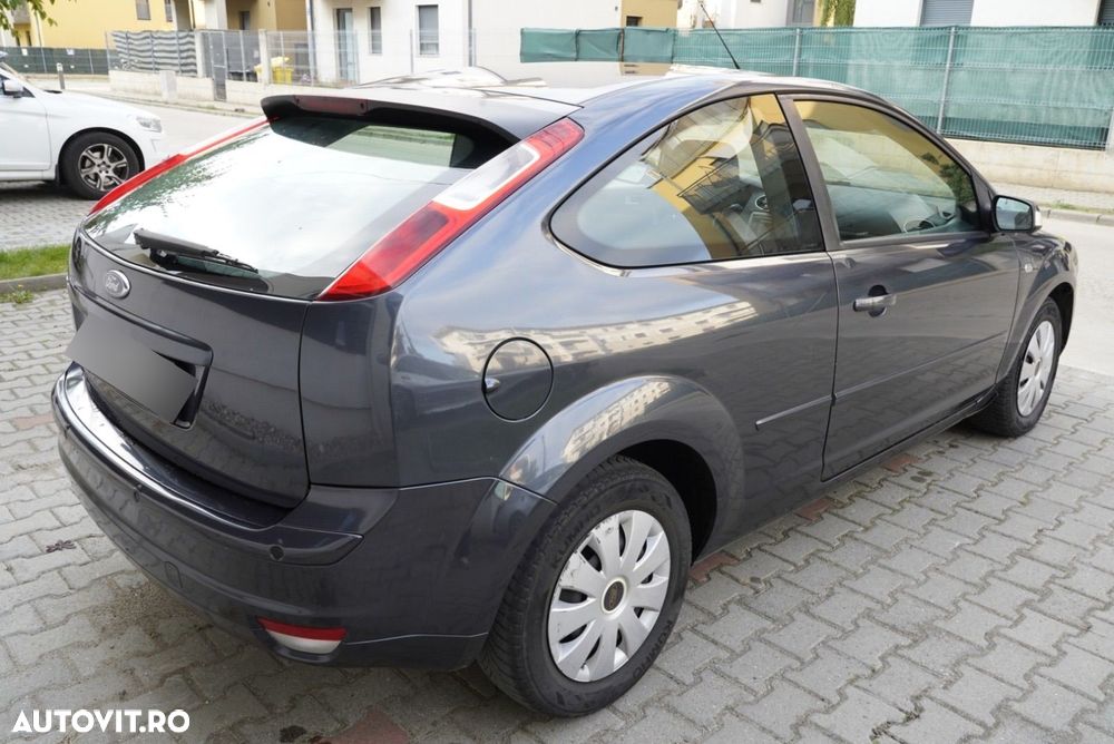 Ford Focus 1.6 Ti-VCT Titanium - 8