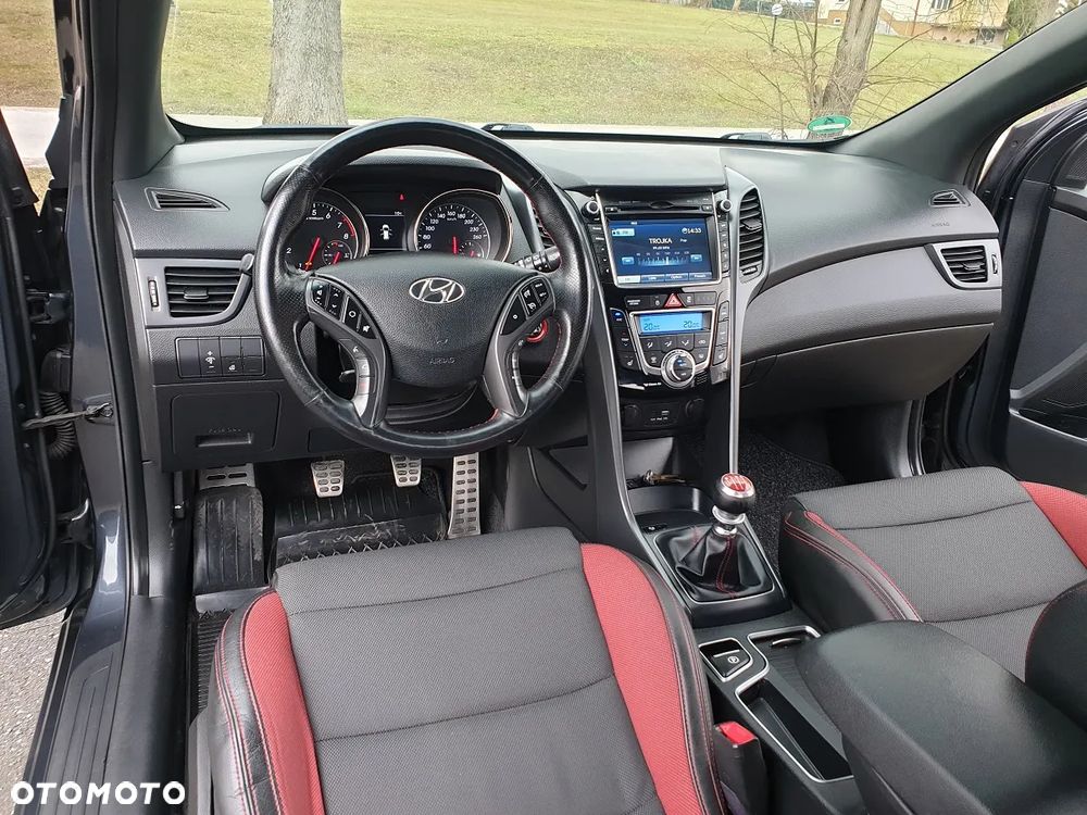 Hyundai i30 1.6 T GDI Turbo - 21