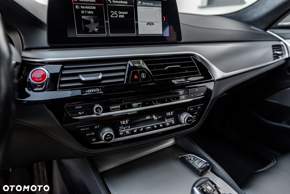 BMW M5 Standard - 31
