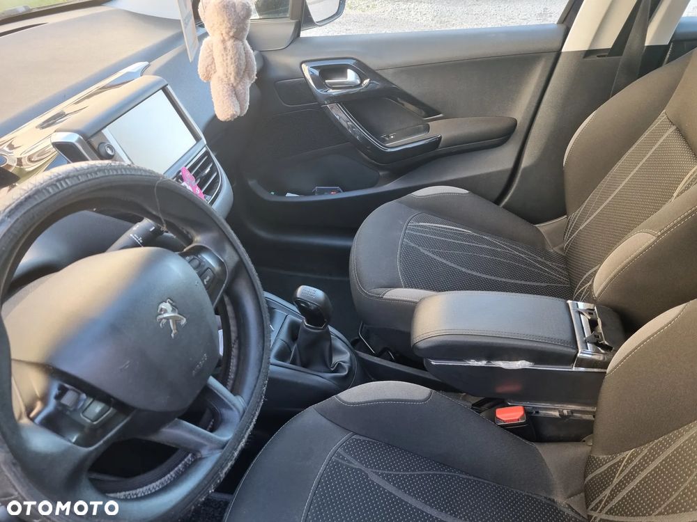 Peugeot 208 1.6 e-HDi Active STT - 9