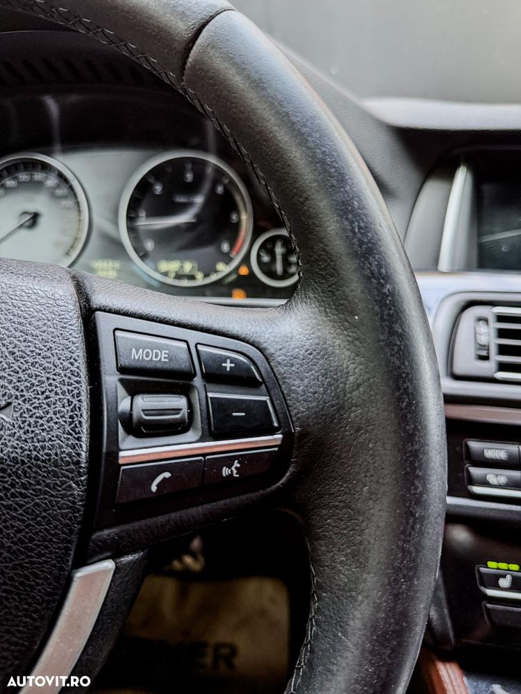 BMW Seria 5 520d Aut. Luxury Line - 21