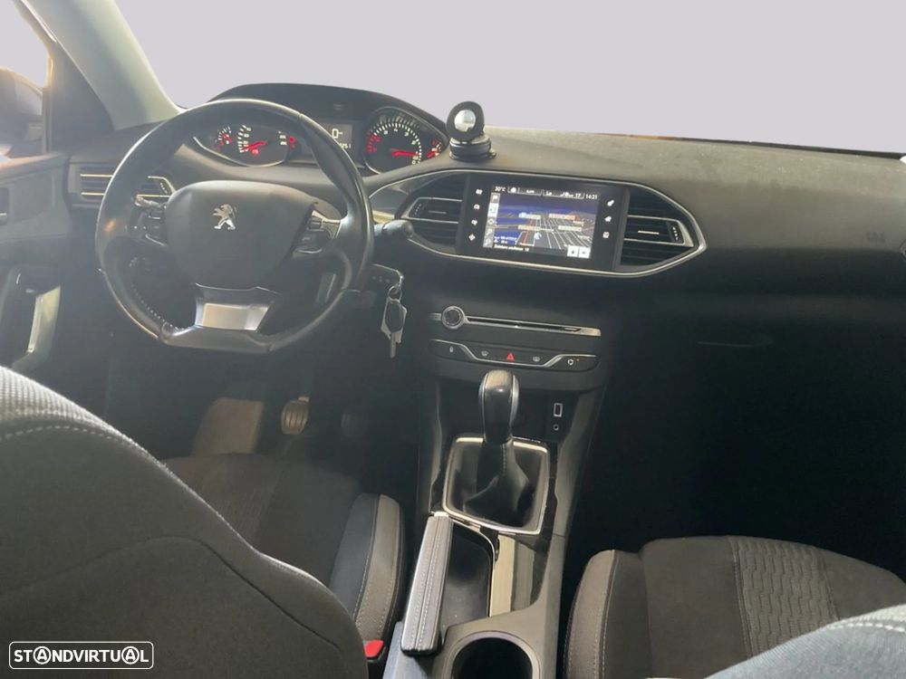 Peugeot 308 SW 1.2 PureTech Style - 4