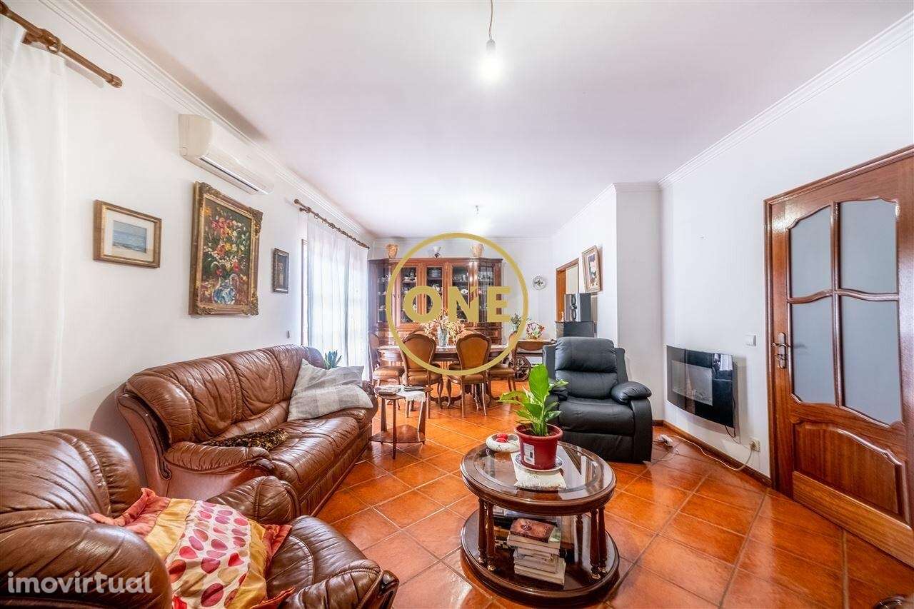 Oportunidade Única: Moradia T3 com Possibilidade de Adaptar para Bifam - Grande imagem: 4/32