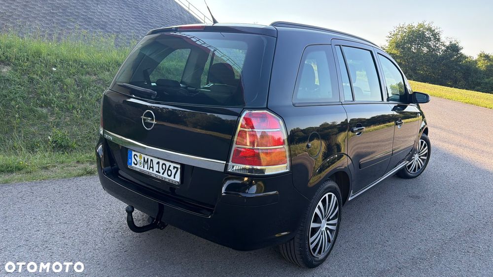 Opel Zafira 1.6 - 2