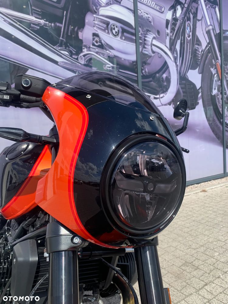 BMW R - 8