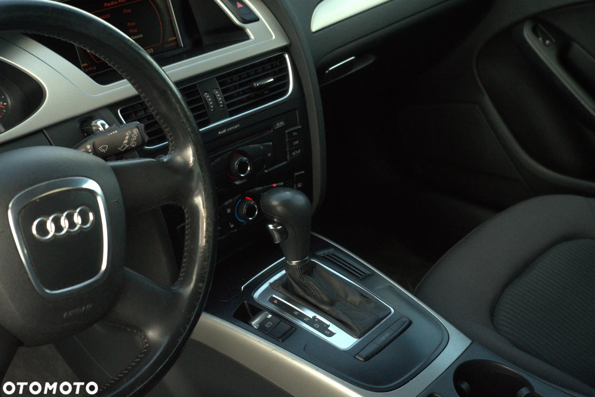Audi A4 2.0 TDI Multitronic - 12
