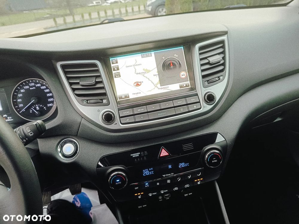 Hyundai Tucson blue 1.7 CRDi 2WD Intro Edition - 19