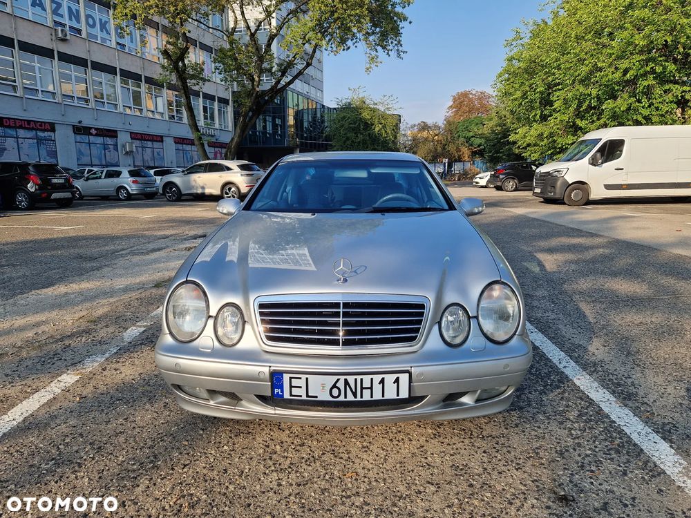 Mercedes-Benz CLK - 2