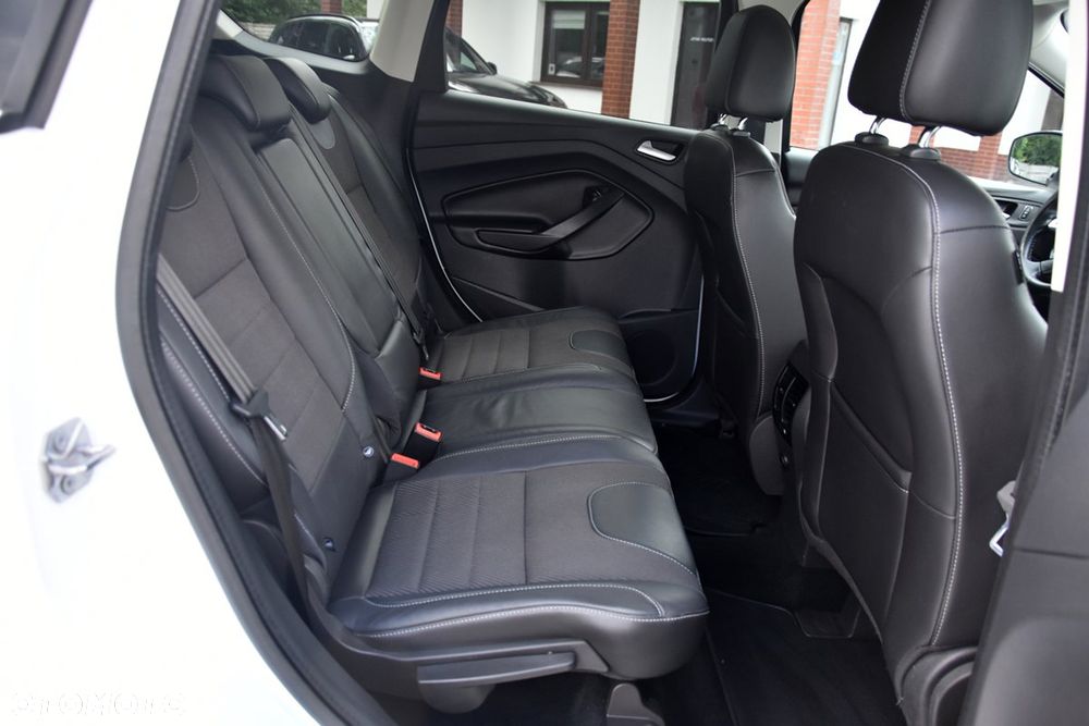 Ford Kuga 2.0 TDCi 4x2 Titanium - 25