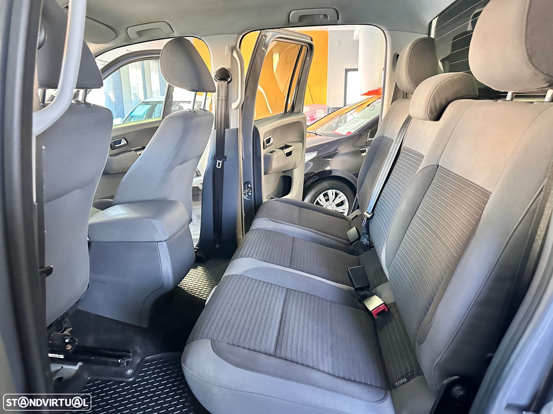 VW Amarok 2.0 TDi CD Trendline CM IP 4Motion - 13